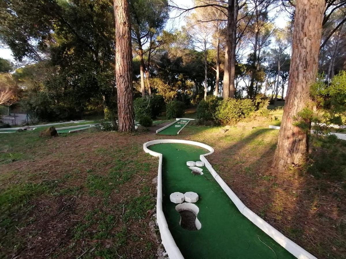 Residences Du Golf Saint-Raphael  Bagian luar foto