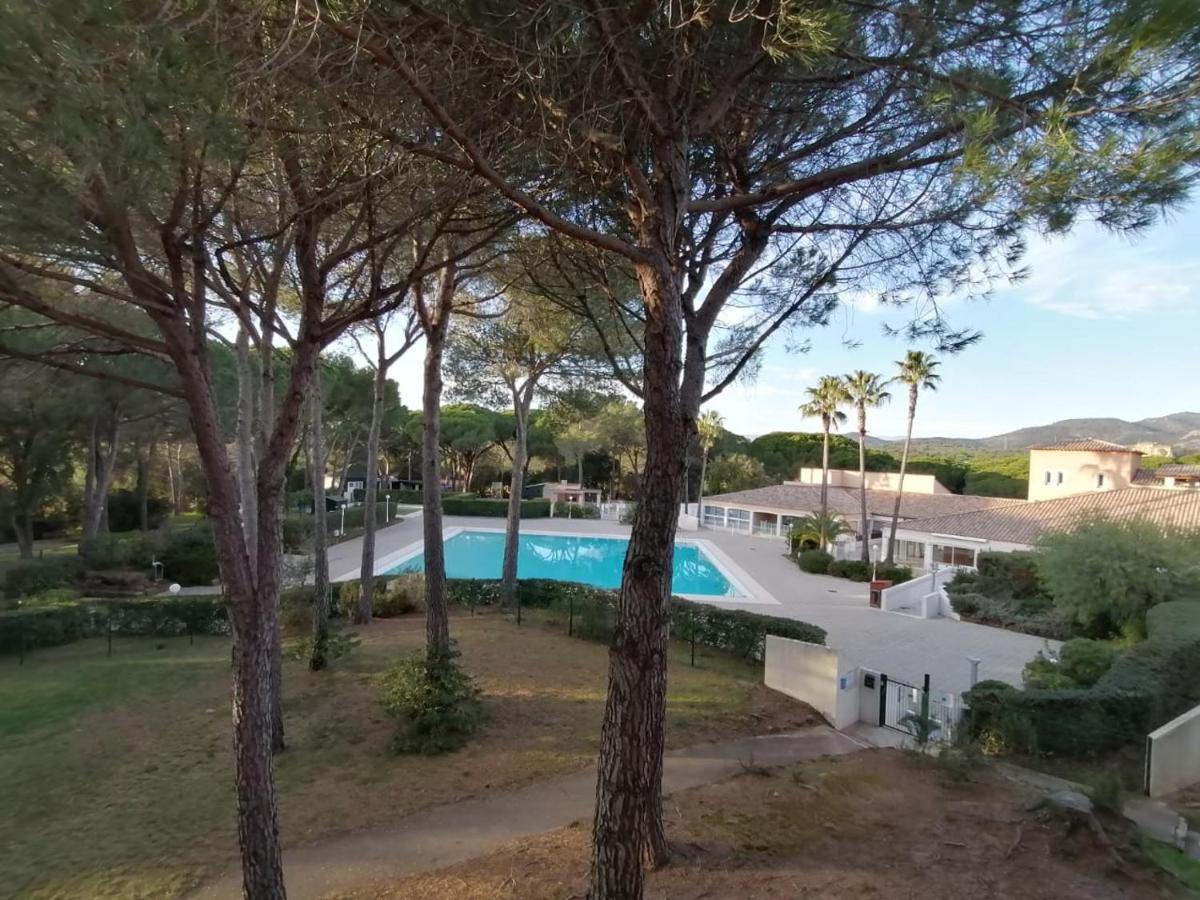 Residences Du Golf Saint-Raphael  Bagian luar foto